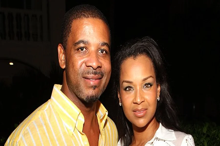 Lisa Raye Husbands
