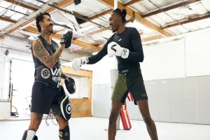 Why MMA Gloves Are Different from Boxing Gloves: Your Complete Guide