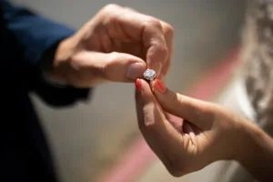 Buy Engagement Rings Online – Find Your Perfect Symbol of Love