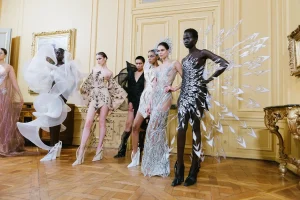 How Luxury Fabrics Are Shaping Modern Fashion