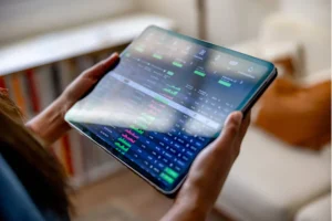 Supplementing Free Stock Market Courses with Hands-On Practice Accounts
