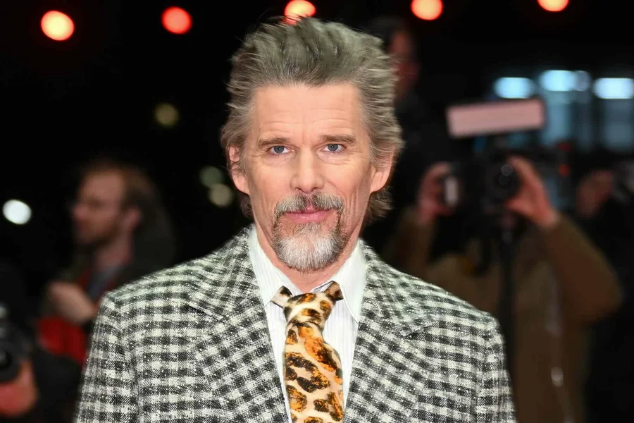 Ethan Hawke Height 