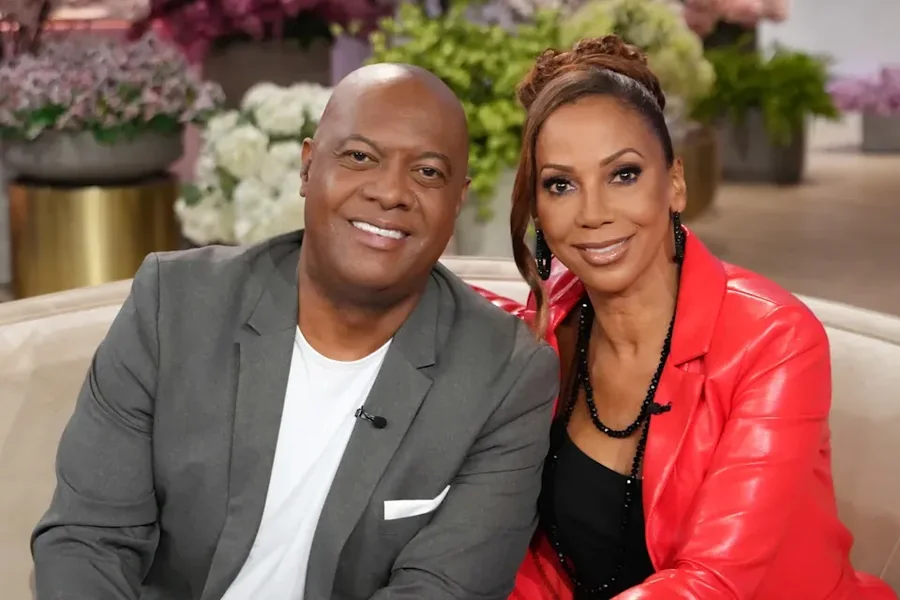 Holly Robinson Peete Husband