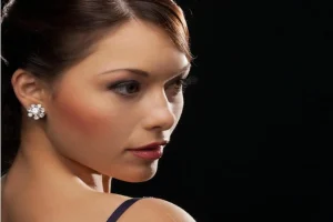 The Evolution of Diamond Jewelry in Fashion